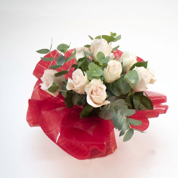 bouquet-de-roses-blanches